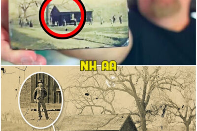 Man Buys $2 Photo in an Antique Shop, Then Zooms In & Gets The Shock of His Life